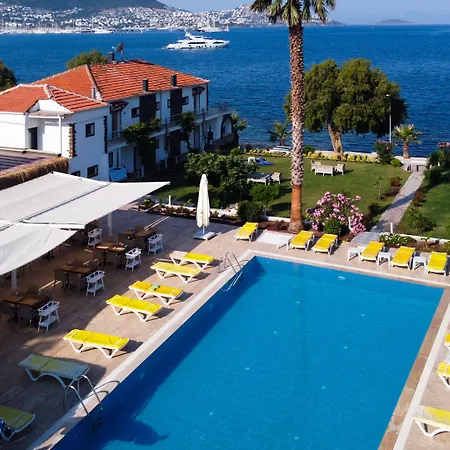 Romantiskt hotell Marin Yalikavak 3*